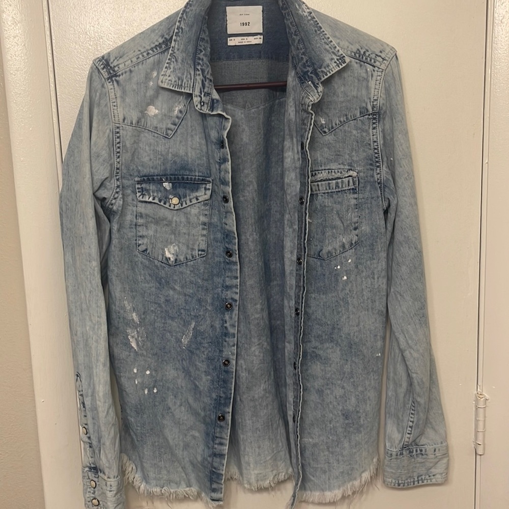 Men - Zip Code 1992 - Large - denim with white paint splatter and frayed ends